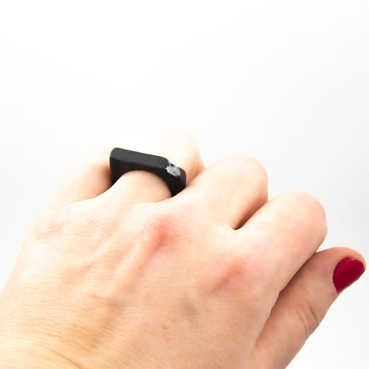 Bague Athéna - porcelaine noire