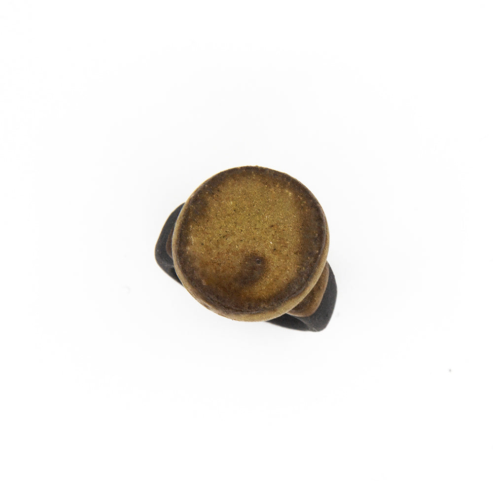 Bague Séléné - chevalière en porcelaine noire - émail naturel
