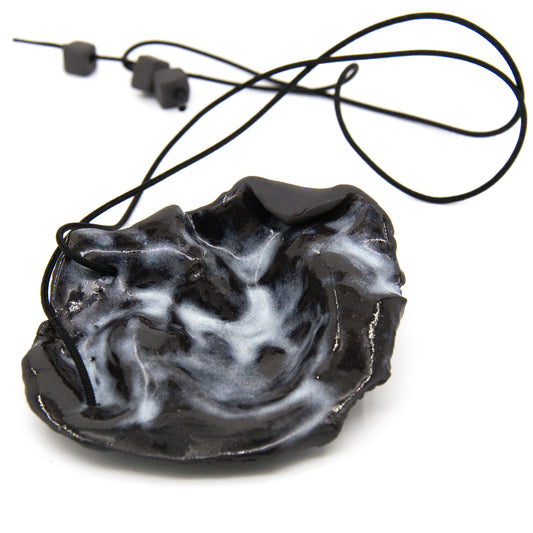 Pendentif Nyx - Porcelaine noire
