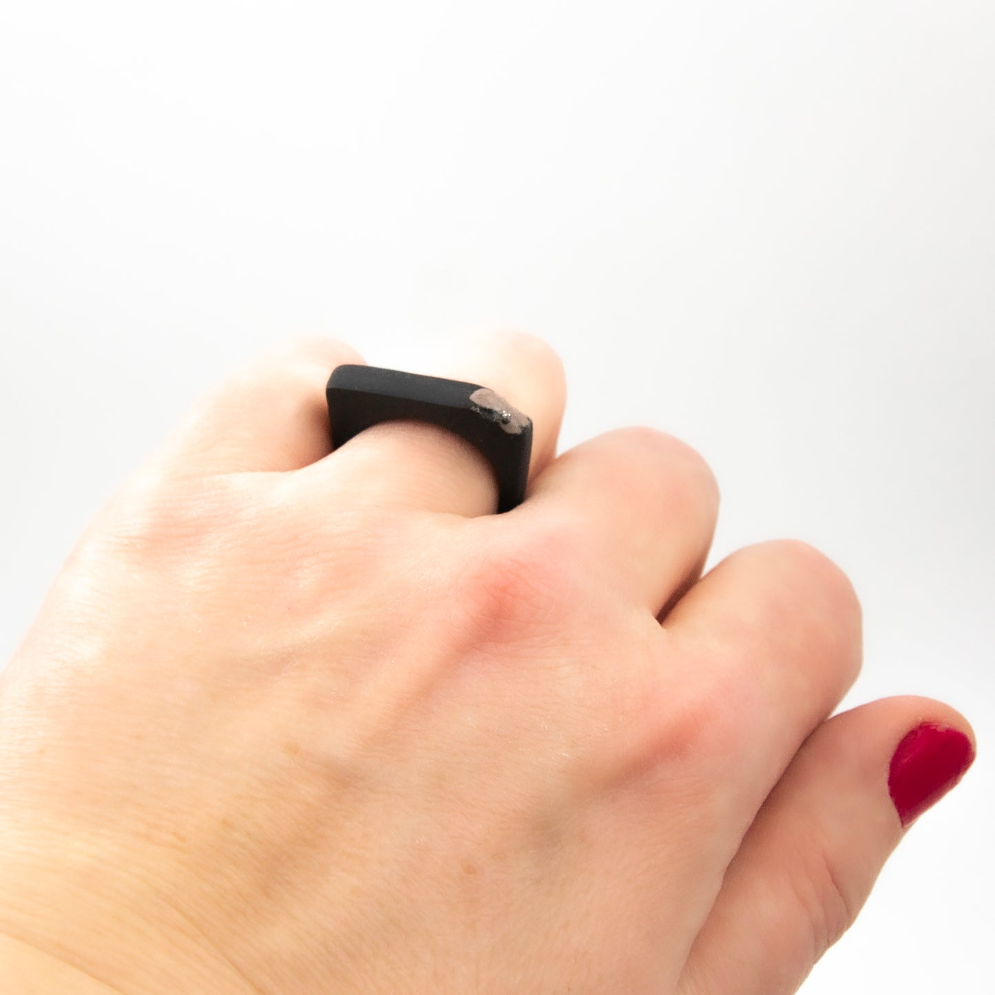 Bague Athéna - porcelaine noire