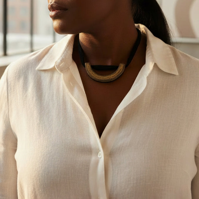 Collier Gaïa - porcelaine et soie Shibori