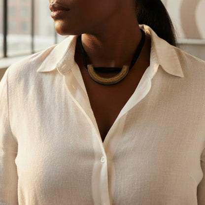 Collier Gaïa - porcelaine et soie Shibori