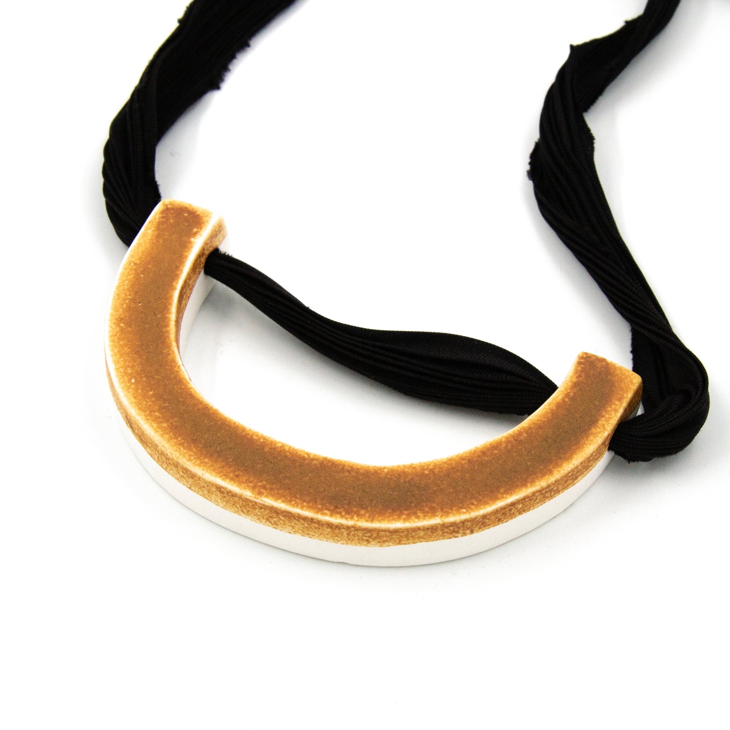 Collier Gaïa - porcelaine et soie Shibori