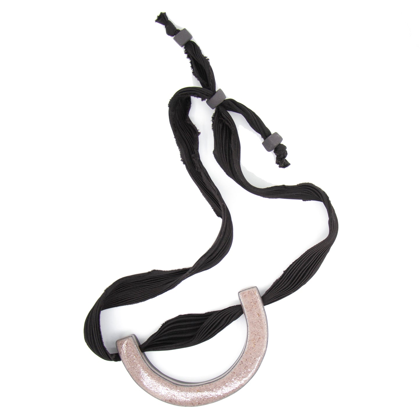 Collier Gaïa - porcelaine et soie Shibori