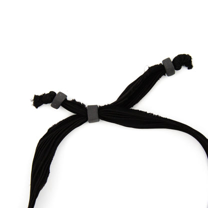 Collier Gaïa - porcelaine et soie Shibori