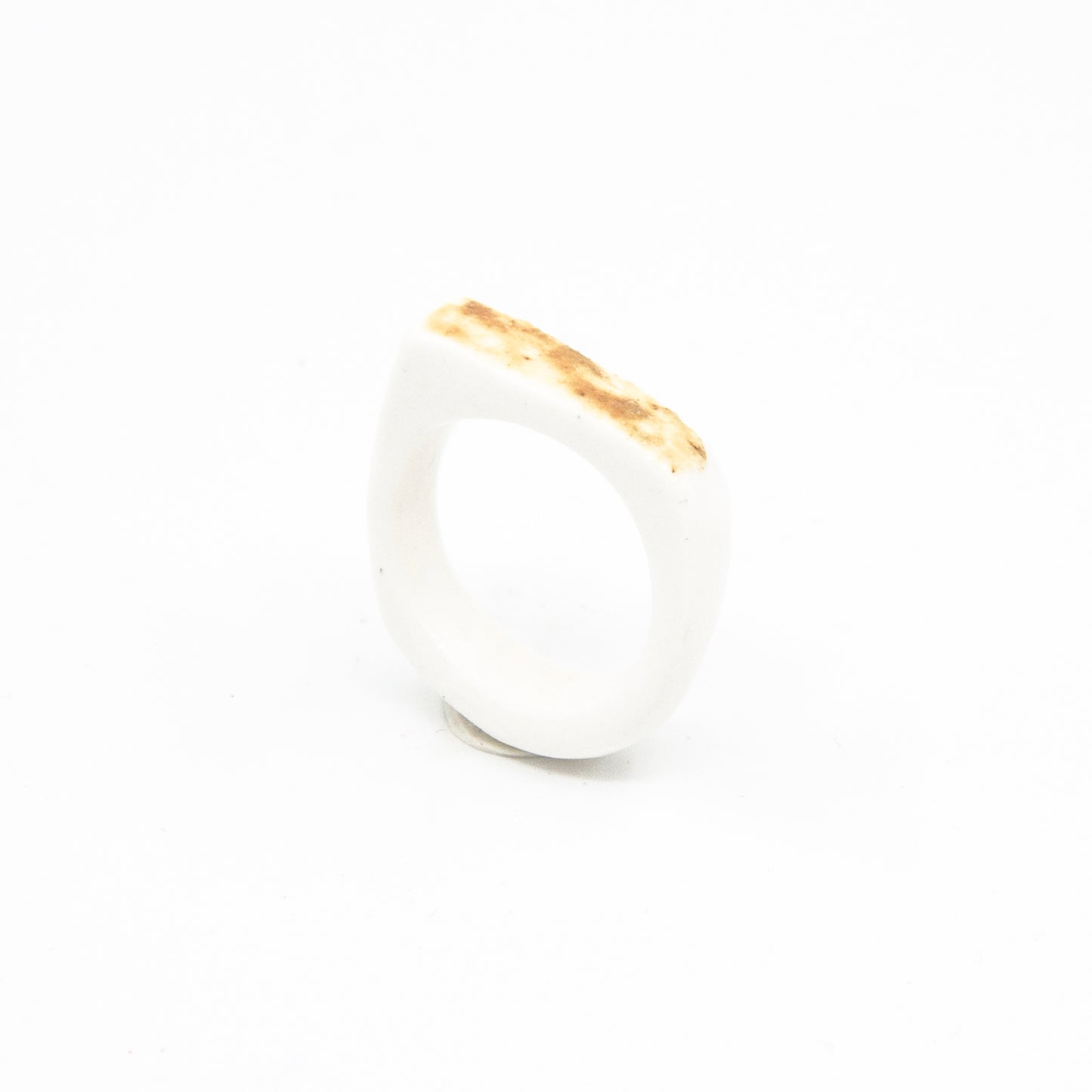 Bague Théia - porcelaine - émail de roches